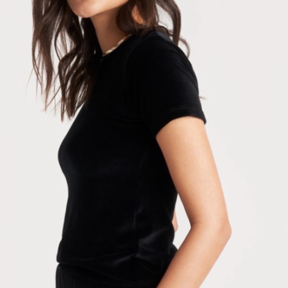 CALE Nina Velour T-shirt